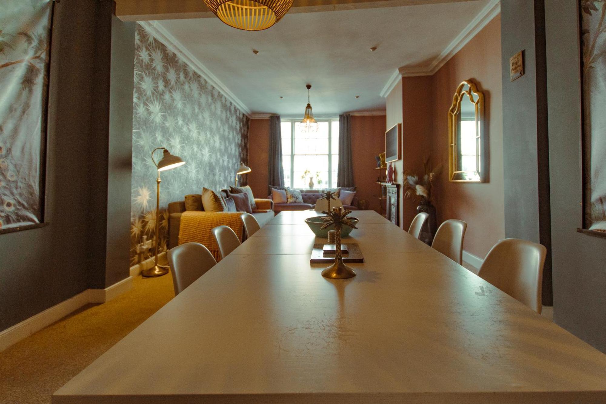 Built 1804 Caldecott Town House On The Rows By Rework Accommodation Chester Exterior photo
