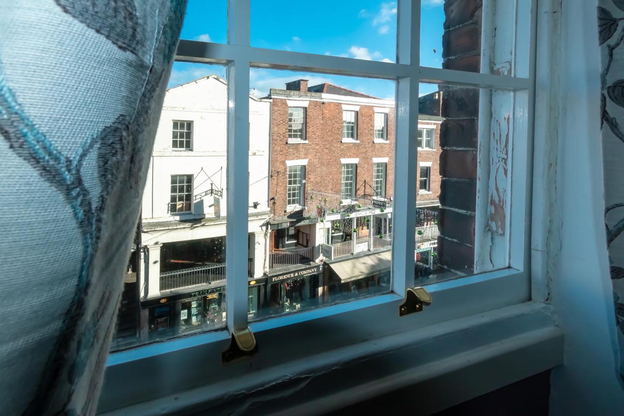 Built 1804 Caldecott Town House On The Rows By Rework Accommodation Chester Exterior photo